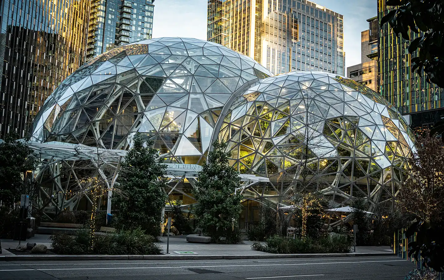 Plants in Architecture: Amazon Spheres, Seattle, USA